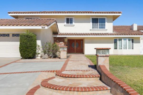 Large Family Home - Only 20 mins from Disneyland